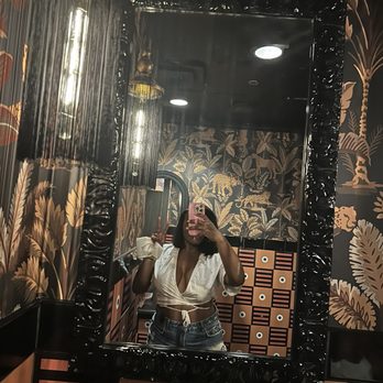 Jolie - Cute bathrooms are always bonus points - Cocktail Bars Near Me - New Orleans, Louisiana Jolie - Cute bathrooms are always bonus points - Cocktail Bars Near Me - New Orleans, Louisiana