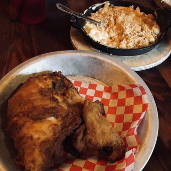 The Eagle Mass Ave - 1/4 chicken and macaroni and cheese - American Near Me - Indianapolis, Indiana