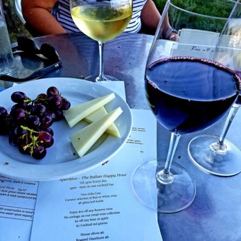 Il Terrazzo - Manchego cheese, grapes, wine, view... - Italian Near Me - Portland, Oregon Il Terrazzo - Manchego cheese, grapes, wine, view... - Italian Near Me - Portland, Oregon