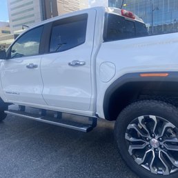 2023 GMC Canyon Denali 2023 GMC Canyon Denali