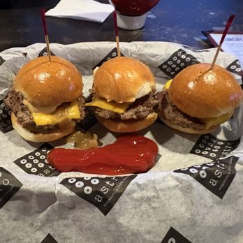 Astro Beer Hall - Apollo smash burger sliders - Sports Bars Near Me - Washington, DC, District of Columbia