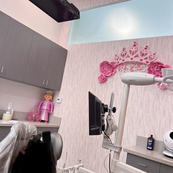 David Nikfarjam, DDS - Pediatric Dentists Near Me - Los Angeles, California