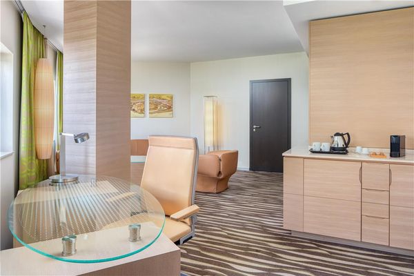 Hilton Frankfurt Airport by null