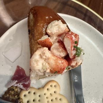 Curious Cork Wine & Provisions - Bob's New England Lobstah Roll - Wine Bars Near Me - Orlando, Florida Curious Cork Wine & Provisions - Bob's New England Lobstah Roll - Wine Bars Near Me - Orlando, Florida