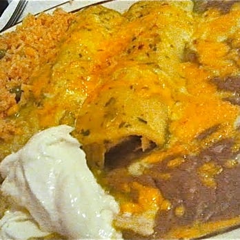 El Farolito - Enchilades Verdes - Mexican Near Me - Placentia, California El Farolito - Enchilades Verdes - Mexican Near Me - Placentia, California