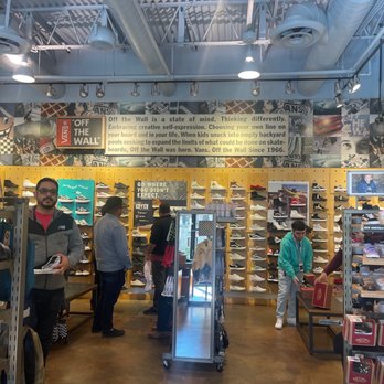 Vans - Busy day - Shoe Stores Near Me - Chula Vista, California Vans - Busy day - Shoe Stores Near Me - Chula Vista, California