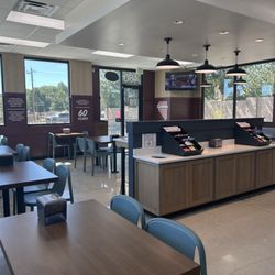 Guthrie's - Interior