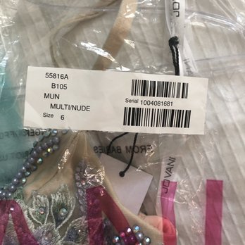Samira's Upscale Consignment Boutique - Accessories Near Me - Grosse Pointe, Michigan