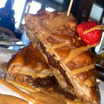 Rise N Shine  - THE FRENCH PRESS! (my favorite French toast I've EVER tried) - Breakfast & Brunch Near Me - Syracuse, New York
