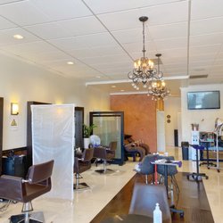 Uni Hair Salon - Inside