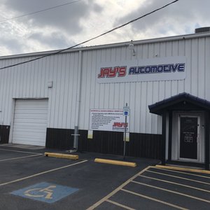 USA AUTO COLLISION CENTER - 1300 Albrad Ave, Pharr, Texas - Towing