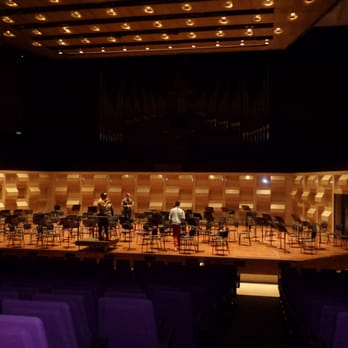 De Doelen - Ook als de Grote zaal leeg is, is het indrukwekkend mooi. - Venues & Event Spaces Near Me - Rotterdam, ZH De Doelen - Ook als de Grote zaal leeg is, is het indrukwekkend mooi. - Venues & Event Spaces Near Me - Rotterdam, ZH