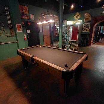 The Mountain Room - Bars Near Me - Seattle, Washington The Mountain Room - Bars Near Me - Seattle, Washington