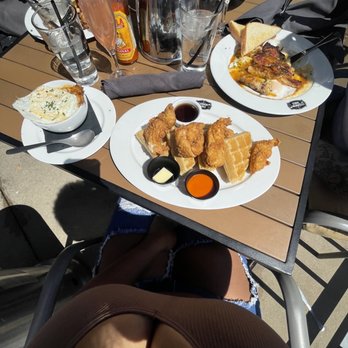 The Common Table - Chicken and waffles - Breakfast & Brunch Near Me - Frisco, Texas