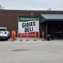 Gioia's Deli - Maryland Heights - Outside sign near stand
