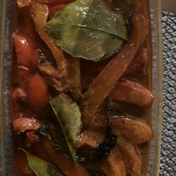 Thai Take-Away - Gefrituurde tilapia in rode curry meeneem