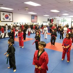 Master Chang's Martial Arts - High Ranking Class.