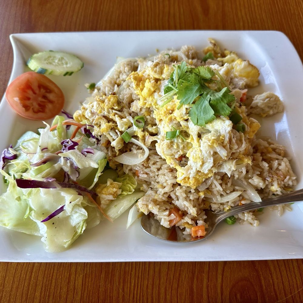 Pikul Thai Bistro - Crab Fried Rice - Thai Near Me - Fairfield, California Pikul Thai Bistro - Crab Fried Rice - Thai Near Me - Fairfield, California