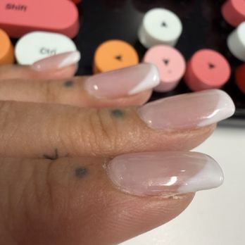 Heights Nail Spa - Nails look so bad - Nail Salons Near Me - Houston, Texas
