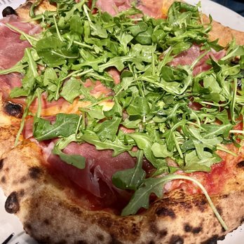 Il Ritrovo - Pizza Near Me - Sheboygan, Wisconsin