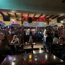 The Dingle Pub - Dining area