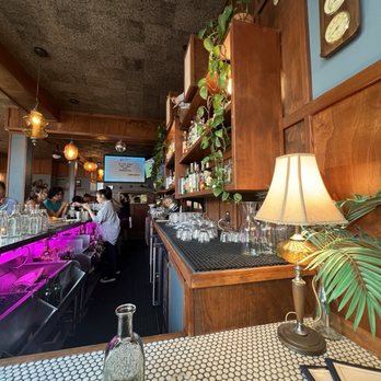 Lost Resort - American Near Me - San Francisco, California