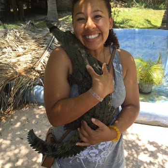El Cora Crocodile Sanctuary - You can hold a baby croc!!!!!!!! - Zoos Near Me - Bucerias, NAY El Cora Crocodile Sanctuary - You can hold a baby croc!!!!!!!! - Zoos Near Me - Bucerias, NAY