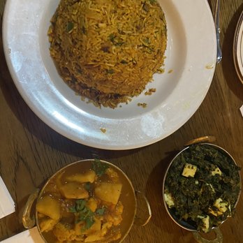 Himalayan Restaurant - Chicken Biryani Aaloo Govi Palak Paneer - Indian Near Me - Big Bear Lake, California Himalayan Restaurant - Chicken Biryani Aaloo Govi Palak Paneer - Indian Near Me - Big Bear Lake, California