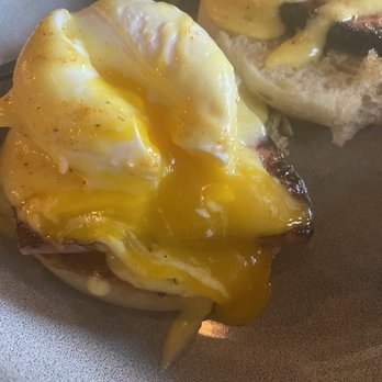 Uvae Kitchen & Wine Bar - Eggs Benedict (Ham) - Wine Bars Near Me - Chicago, Illinois Uvae Kitchen & Wine Bar - Eggs Benedict (Ham) - Wine Bars Near Me - Chicago, Illinois