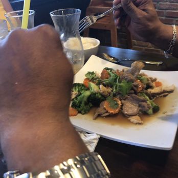 Hunsa Thai Kitchen - Broccoli stry fry w chicken and beef - Thai Near Me - Seabrook, Texas