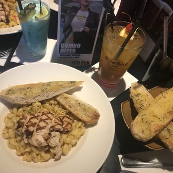 Hard Rock Cafe - Twisted mac, chicken and cheese - American Near Me - Gdańsk, PM Hard Rock Cafe - Twisted mac, chicken and cheese - American Near Me - Gdańsk, PM