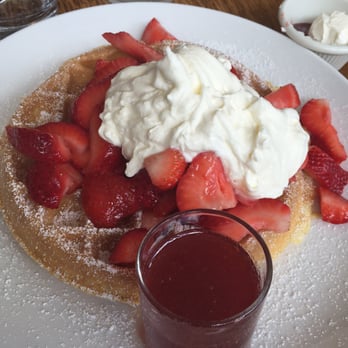 Original Pancake House - Strawberry waffles - Breakfast & Brunch Near Me - Edgewater, New Jersey