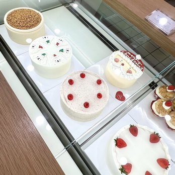 Harucake - Coffee & Tea Near Me - Los Angeles, California