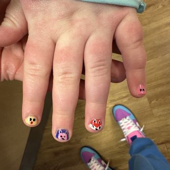 Nail Expo - All the animals!! - Nail Salons Near Me - Saint Louis, Missouri Nail Expo - All the animals!! - Nail Salons Near Me - Saint Louis, Missouri