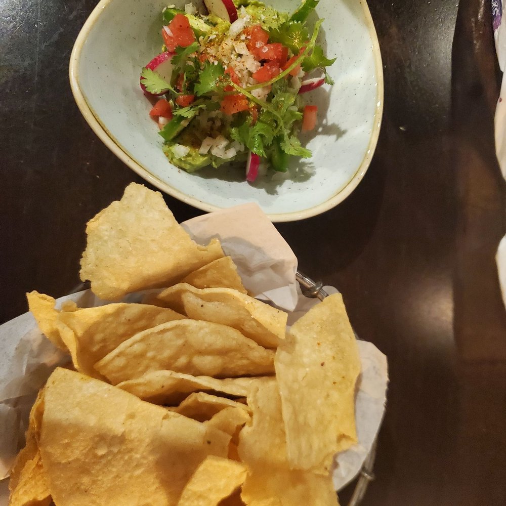 Pajarito - Chips and Guacamole - Mexican Near Me - Edina, Minnesota