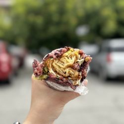 Huge Tree Pastry - Purple Rice Salty Fan Tuan with Eggs and Pickles