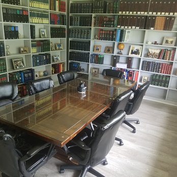 Reed & Reed - Conference Room - Personal Injury Law Near Me - Brandon, Florida Reed & Reed - Conference Room - Personal Injury Law Near Me - Brandon, Florida