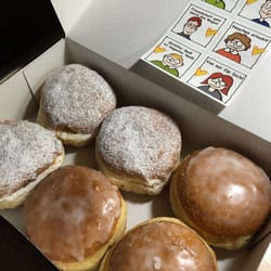 Bäckerei Terbuyken - Berliner unterschiedlichster Variationen gibt es hier zur närrischen Zeit. :-) Geschmacklich einwandfrei!