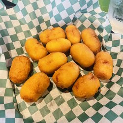 Froggers - Altamonte Springs - Corn Dog Poppers. Yum!