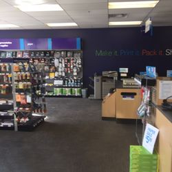 FedEx Office Print & Ship Center