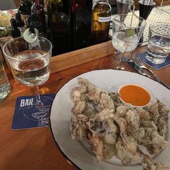 Piccino Restaurant - Fried maitake mushrooms - Italian Near Me - San Francisco, California Piccino Restaurant - Fried maitake mushrooms - Italian Near Me - San Francisco, California