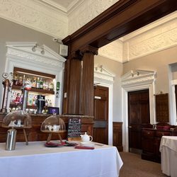Dovecliff Hall Hotel - Bar area
