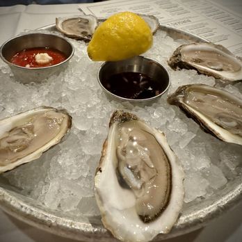 Old Ebbitt Grill - Oysters - Bars Near Me - Washington, DC, District of Columbia Old Ebbitt Grill - Oysters - Bars Near Me - Washington, DC, District of Columbia