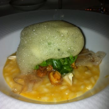 Le Cinq - Risotto with porcini mushrooms and pork belly - French Near Me