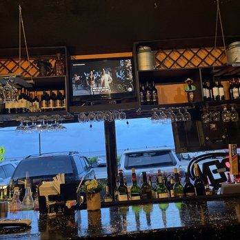 Mo Bay Grill - Bar area - Caribbean Near Me - Sebastian, Florida Mo Bay Grill - Bar area - Caribbean Near Me - Sebastian, Florida
