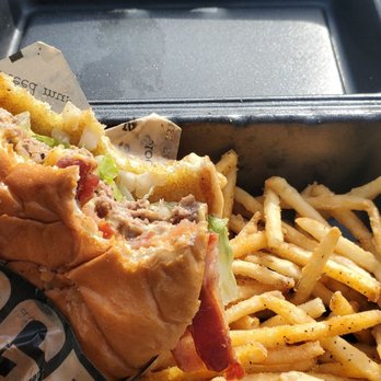 Jaggers - BACON BURGER WITHOUT TOMATOES - Salad Near Me - Louisville, Kentucky Jaggers - BACON BURGER WITHOUT TOMATOES - Salad Near Me - Louisville, Kentucky