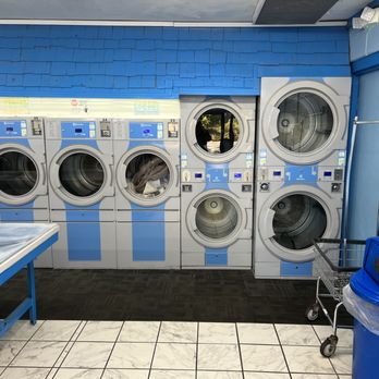 Wash Well - Laundromat Near Me - Warren, Ohio Wash Well - Laundromat Near Me - Warren, Ohio