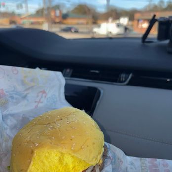 Burger King - Burgers Near Me - East Windsor, Connecticut