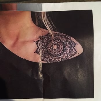 Heena Salon - The picture of the flower I had her reference to... Does anyone see this on the side of her shoulder? NO - Day Spas Near Me - Carrollton, Texas Heena Salon - The picture of the flower I had her reference to... Does anyone see this on the side of her shoulder? NO - Day Spas Near Me - Carrollton, Texas