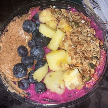 Vibrant Sunshine - Dragonfruit bowl - Juice Bars & Smoothies Near Me - Pittsburgh, Pennsylvania